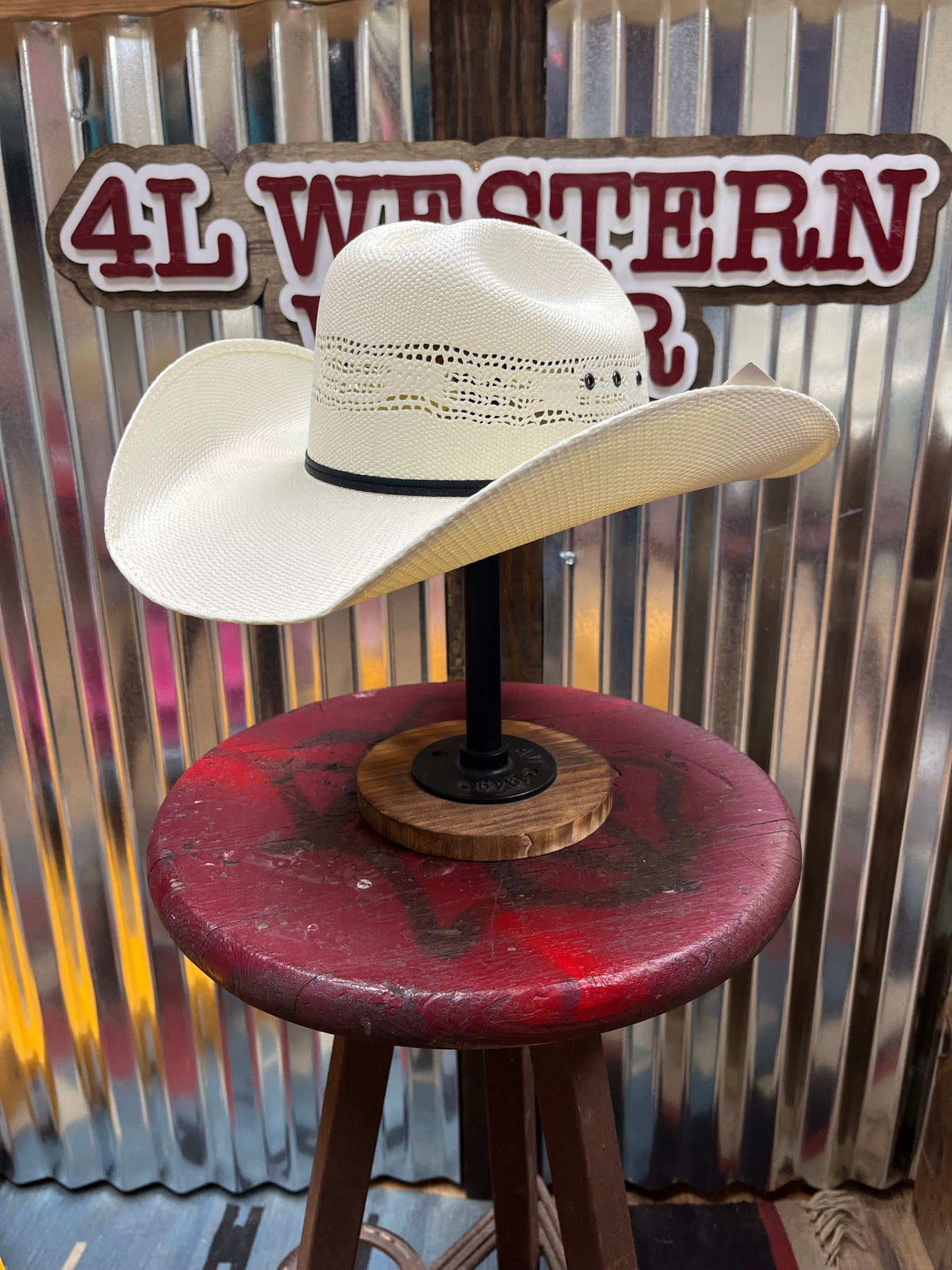 Youth Lonestar Hats - Cattlemen's crease with eyelets